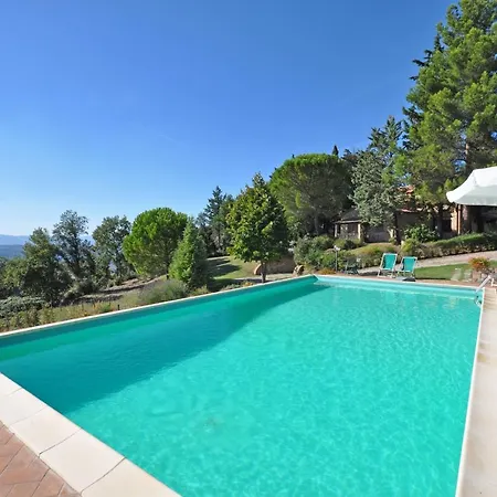 Sleeps 6 Pool Wifi Daire Volterra